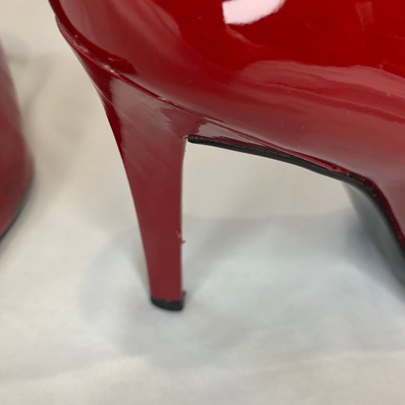 Gianni Bini Shoes Gianni Bini Red Patent Leather Pumps Size 8